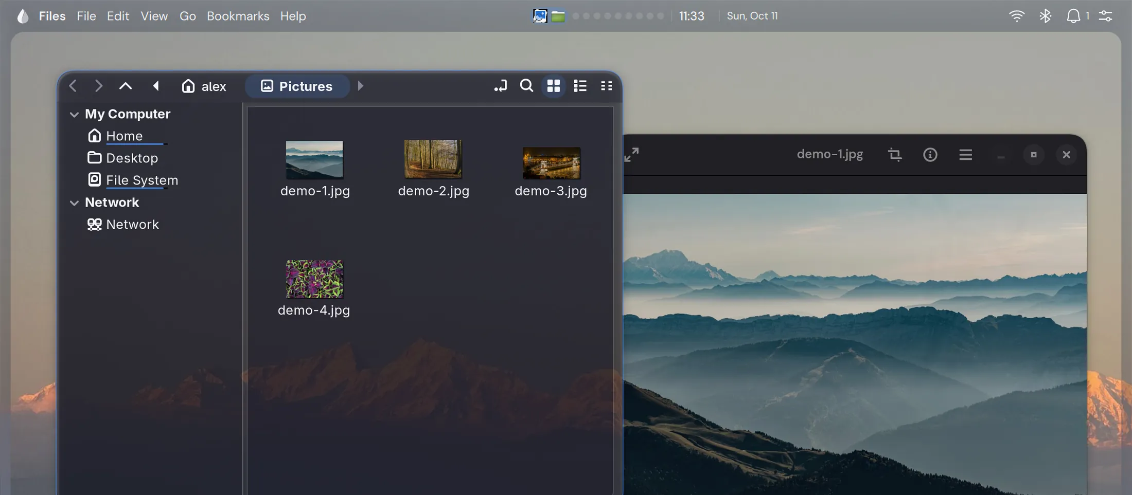 The same desktop with a frame running around the screen, the bar being one side of it.