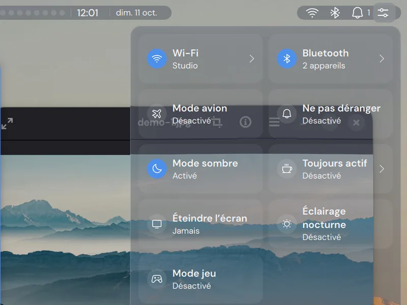 Le Centre de contrôle au niveau de transparence maximale, au-dessus de fenêtres ouvertes.