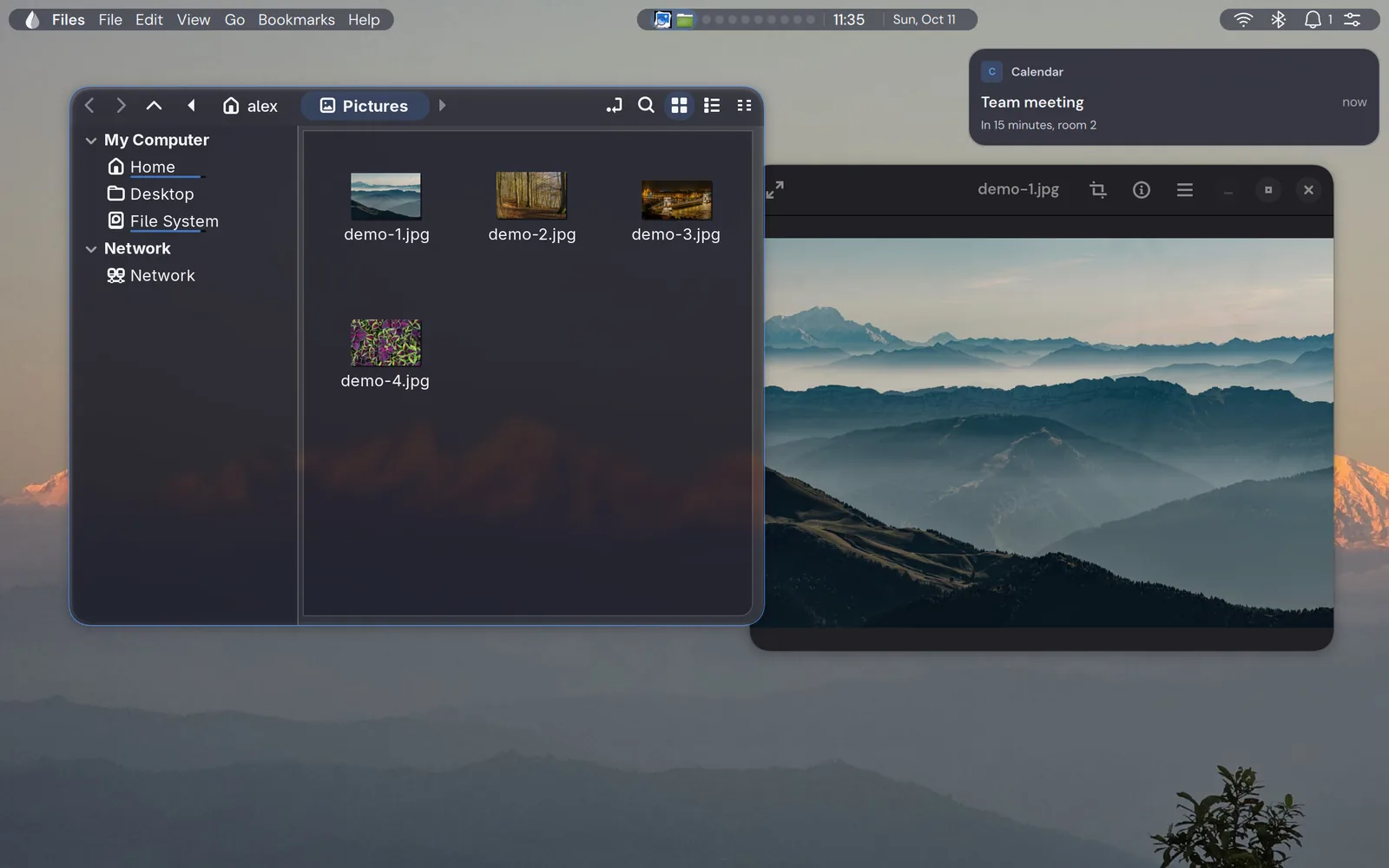 A notification card on the desktop.